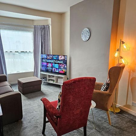3 Bedroom-5 Beds Newland Ave King'S Palace Leisure-Contractor-Heart Of Hull Amenities Kingston upon Hull Εξωτερικό φωτογραφία