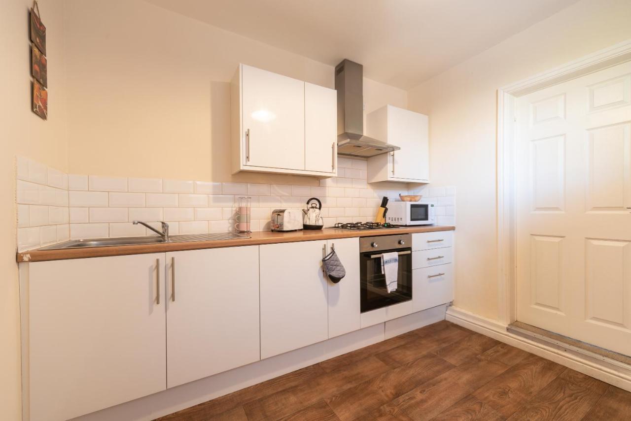 3 Bedroom-5 Beds Newland Ave King'S Palace Leisure-Contractor-Heart Of Hull Amenities Kingston upon Hull Εξωτερικό φωτογραφία