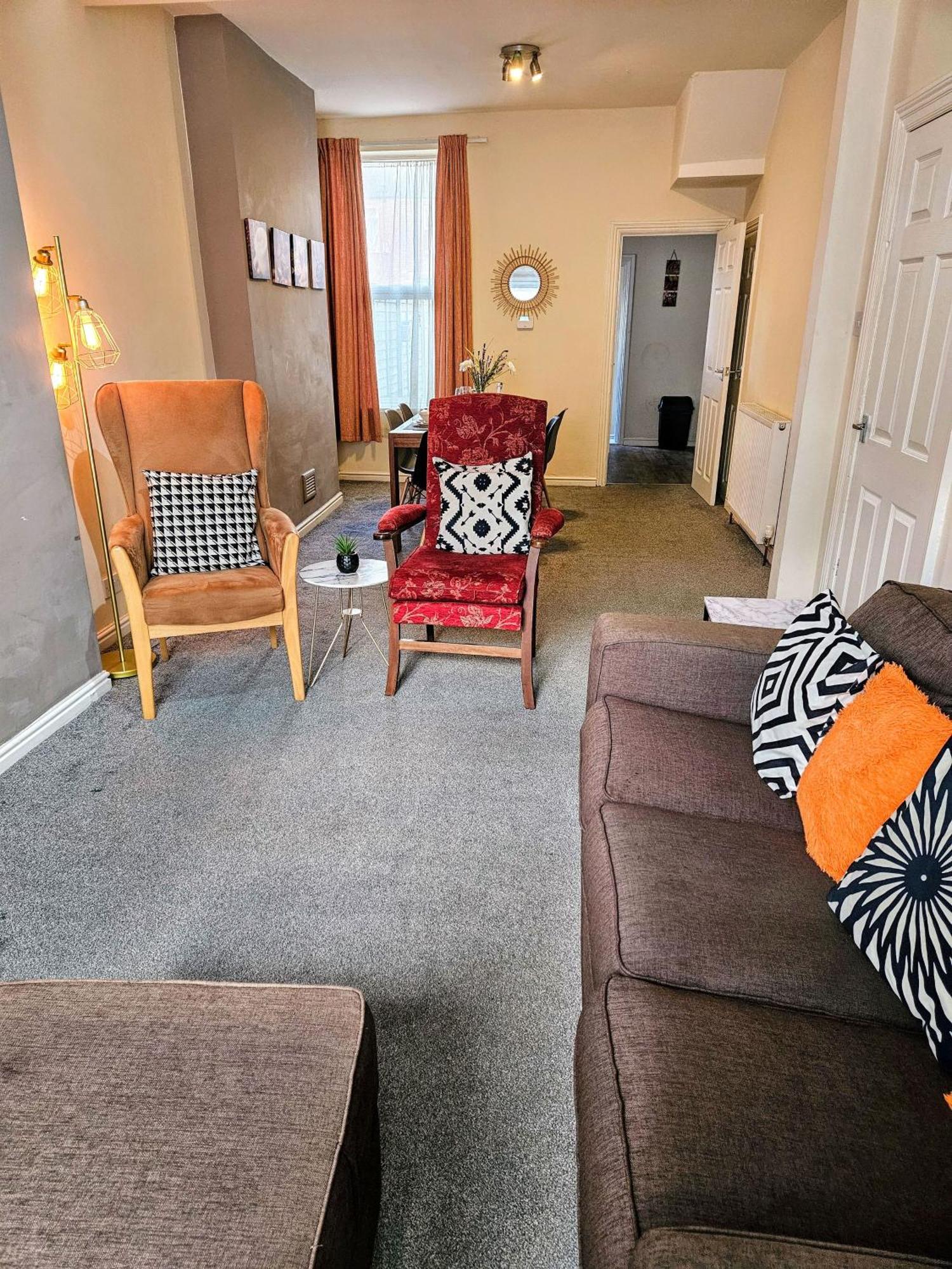 3 Bedroom-5 Beds Newland Ave King'S Palace Leisure-Contractor-Heart Of Hull Amenities Kingston upon Hull Εξωτερικό φωτογραφία