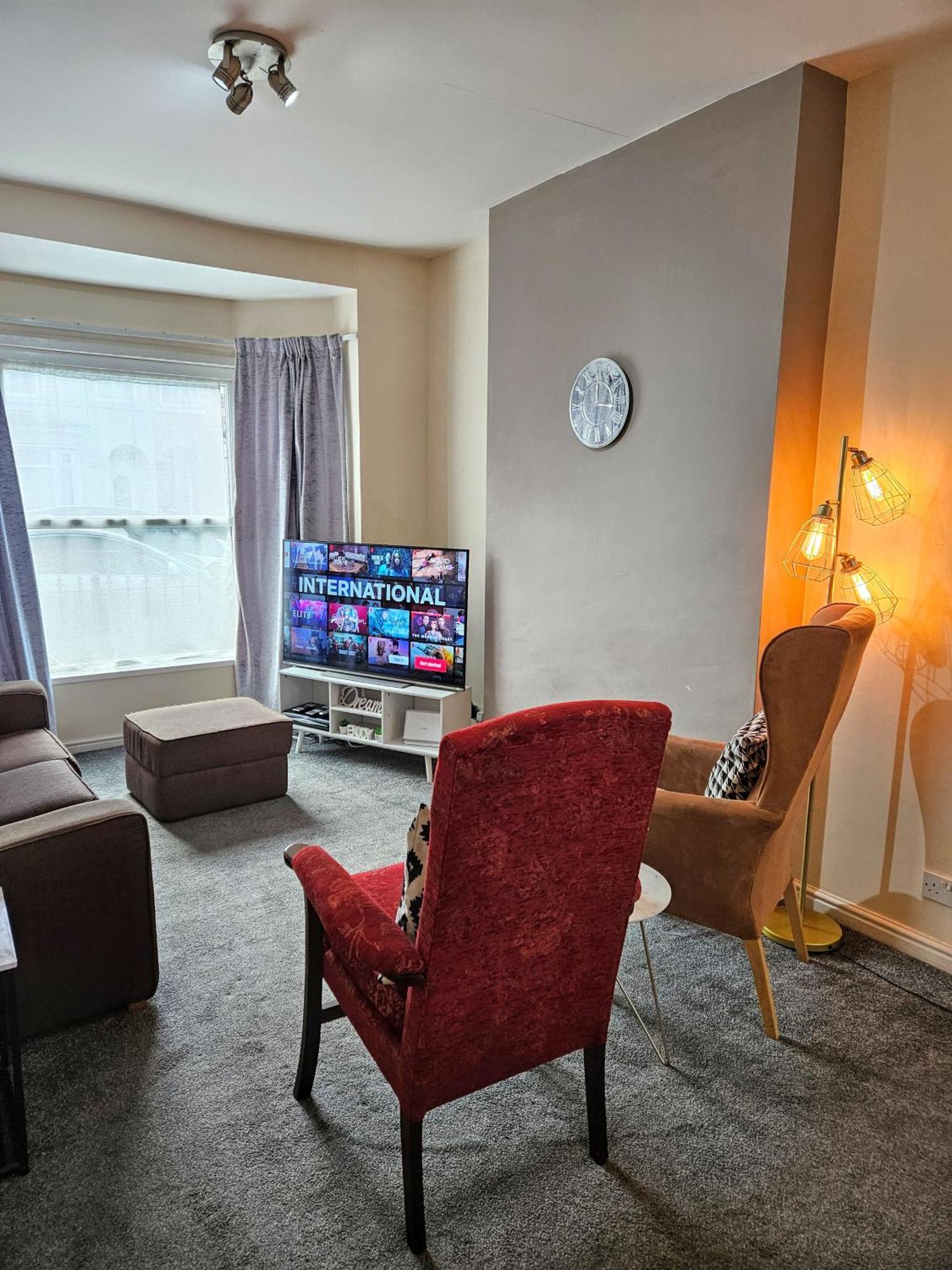 3 Bedroom-5 Beds Newland Ave King'S Palace Leisure-Contractor-Heart Of Hull Amenities Kingston upon Hull Εξωτερικό φωτογραφία
